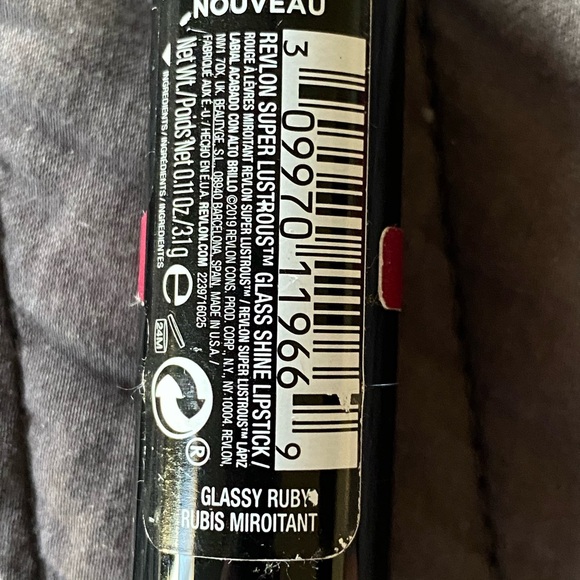 New Revlon Super Lustrous‎ Glass Shine Lipstick #025 Glassy Ruby - Picture 3 of 5